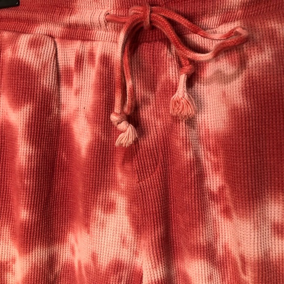 Design Lab Lord & Taylor Pink Tie Dye Waffle Lounge Pants Joggers - Picture 4 of 10
